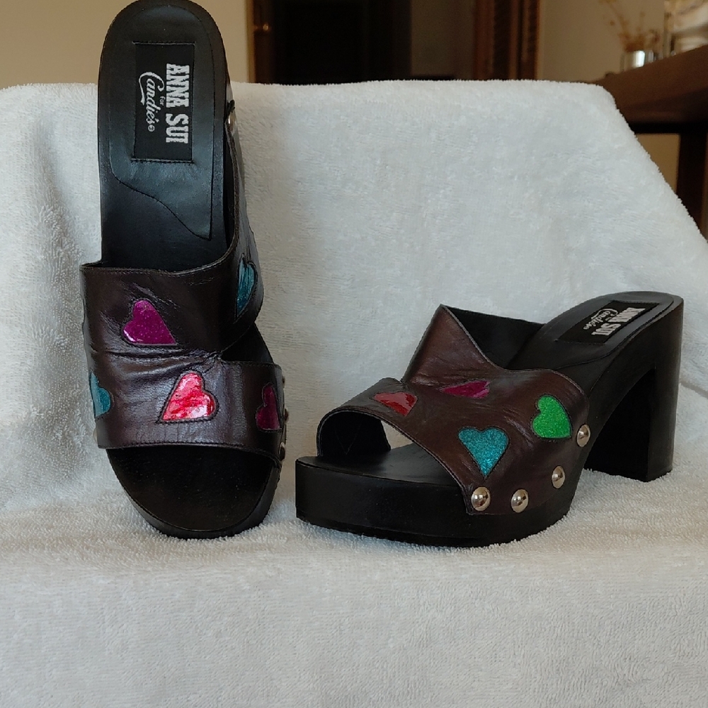 Anna Sui Purple Leather Heart Embellished Platform Mules